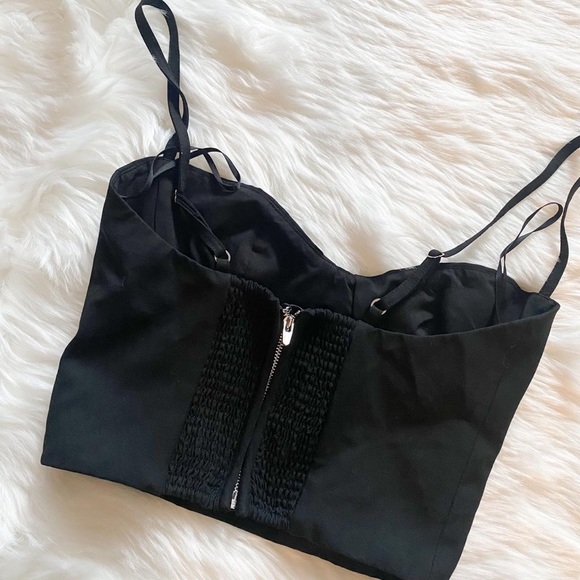 aritzia babaton meta camisole - Picture 2 of 5